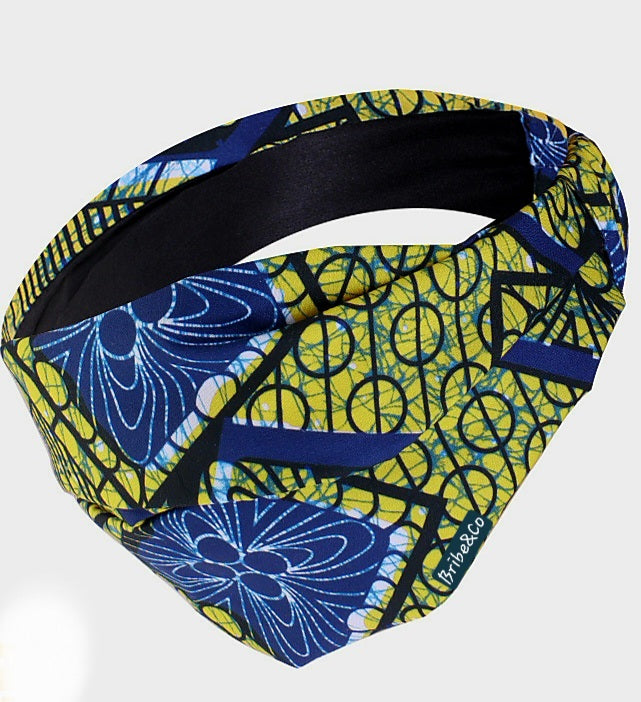 The Wanderlust Neck Gaiter